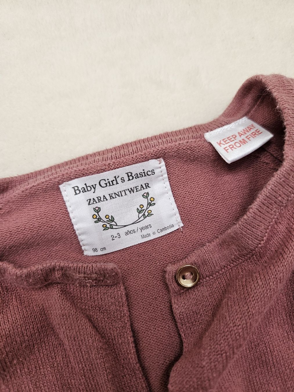 Zara Kleiderpakete & -sets: Set Strickjacke mit Top, Gr. 86 – Gebraucht aus Worb von jun_fj8w 4