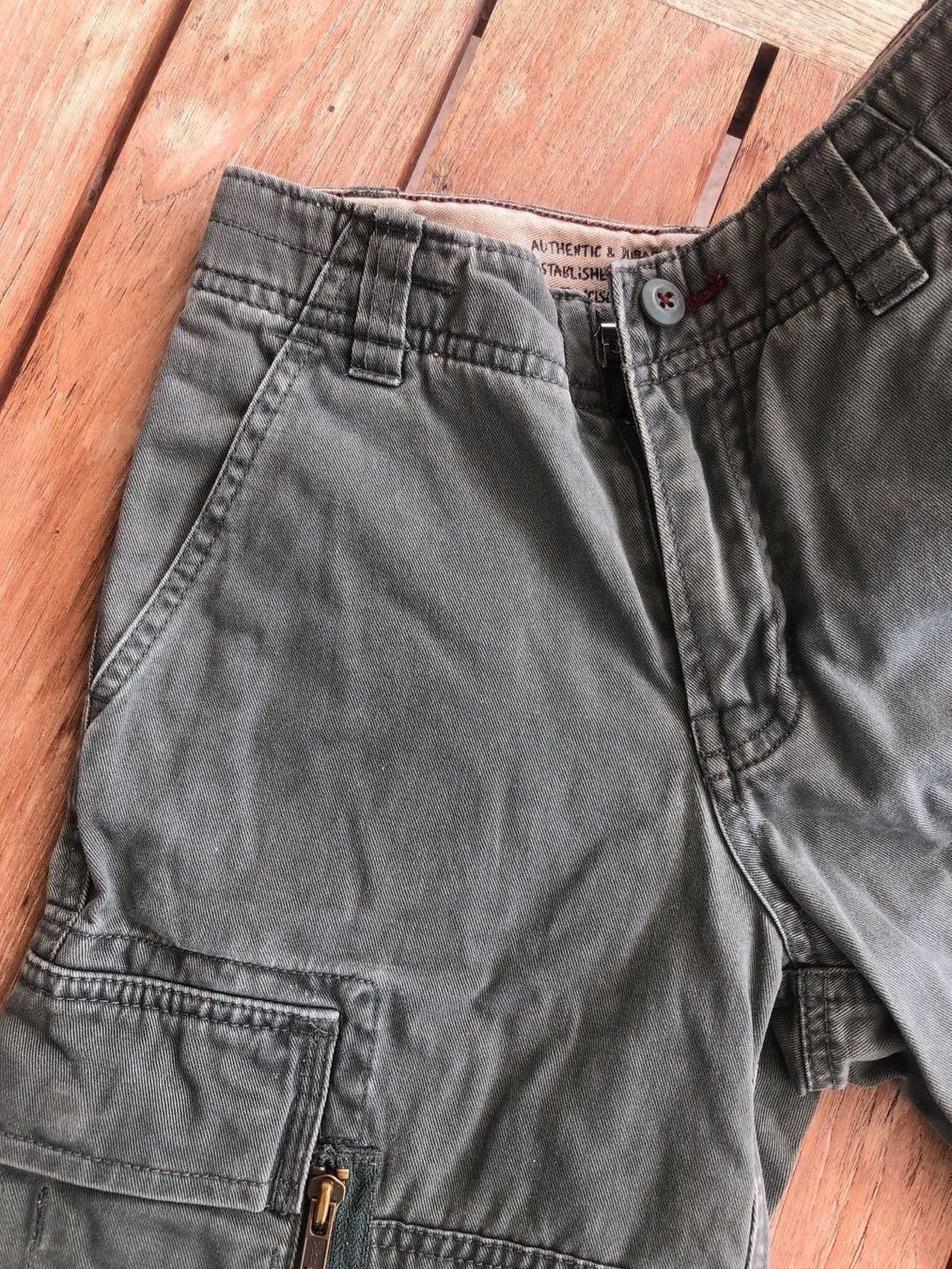 Pantaloni: GAP Shorts 8 slim – Usato da Zürich venduto da Nick345 3