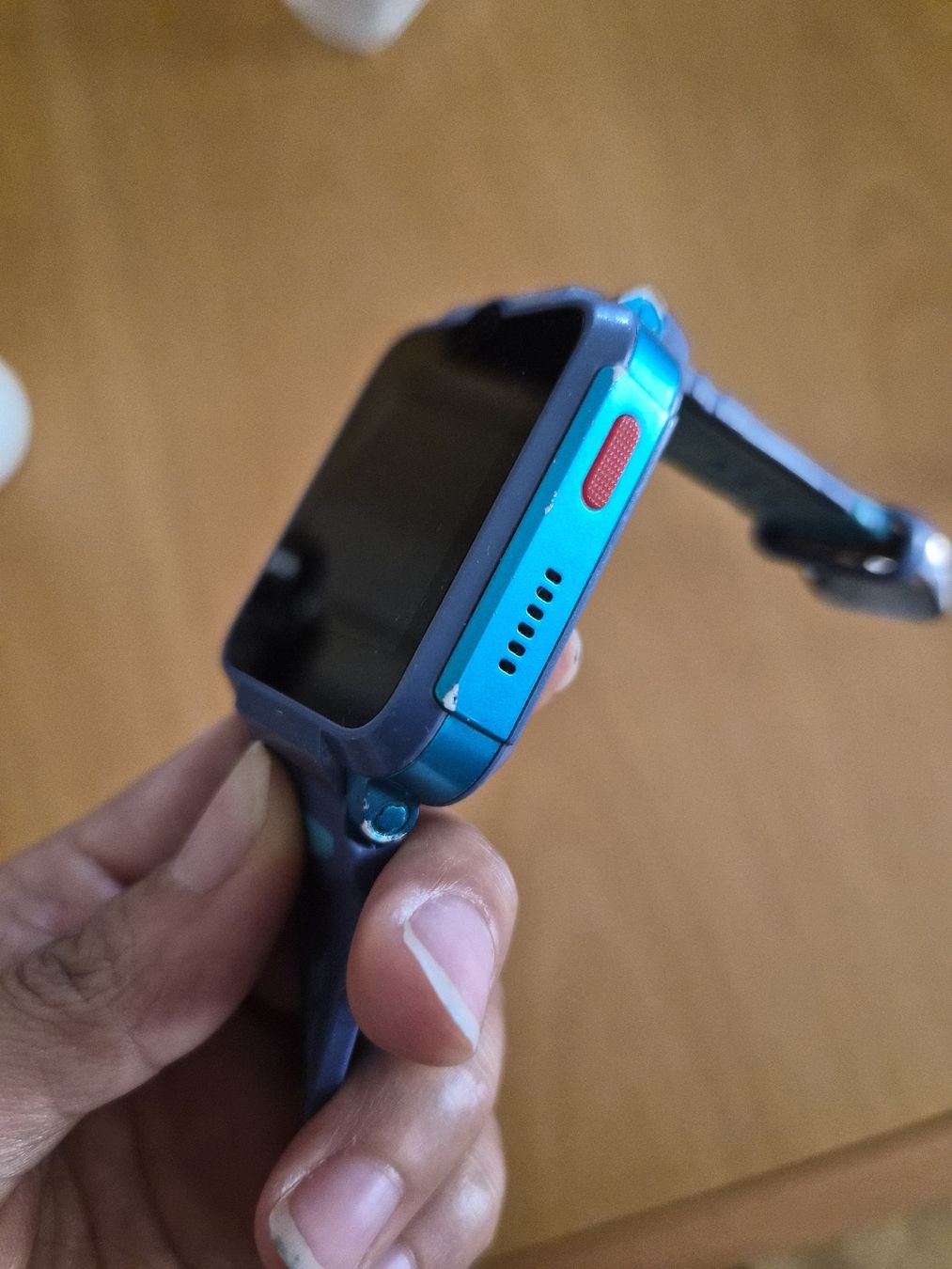 Orologi: Kinder Smartwatch TCL Movetime MT42X Speed Blue – Usato da Gebenstorf venduto da Elparasito 3