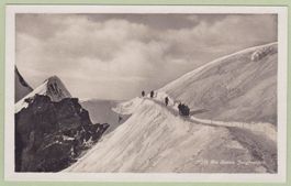 Wandergruppe bei Station Jungfraujoch, um 1940