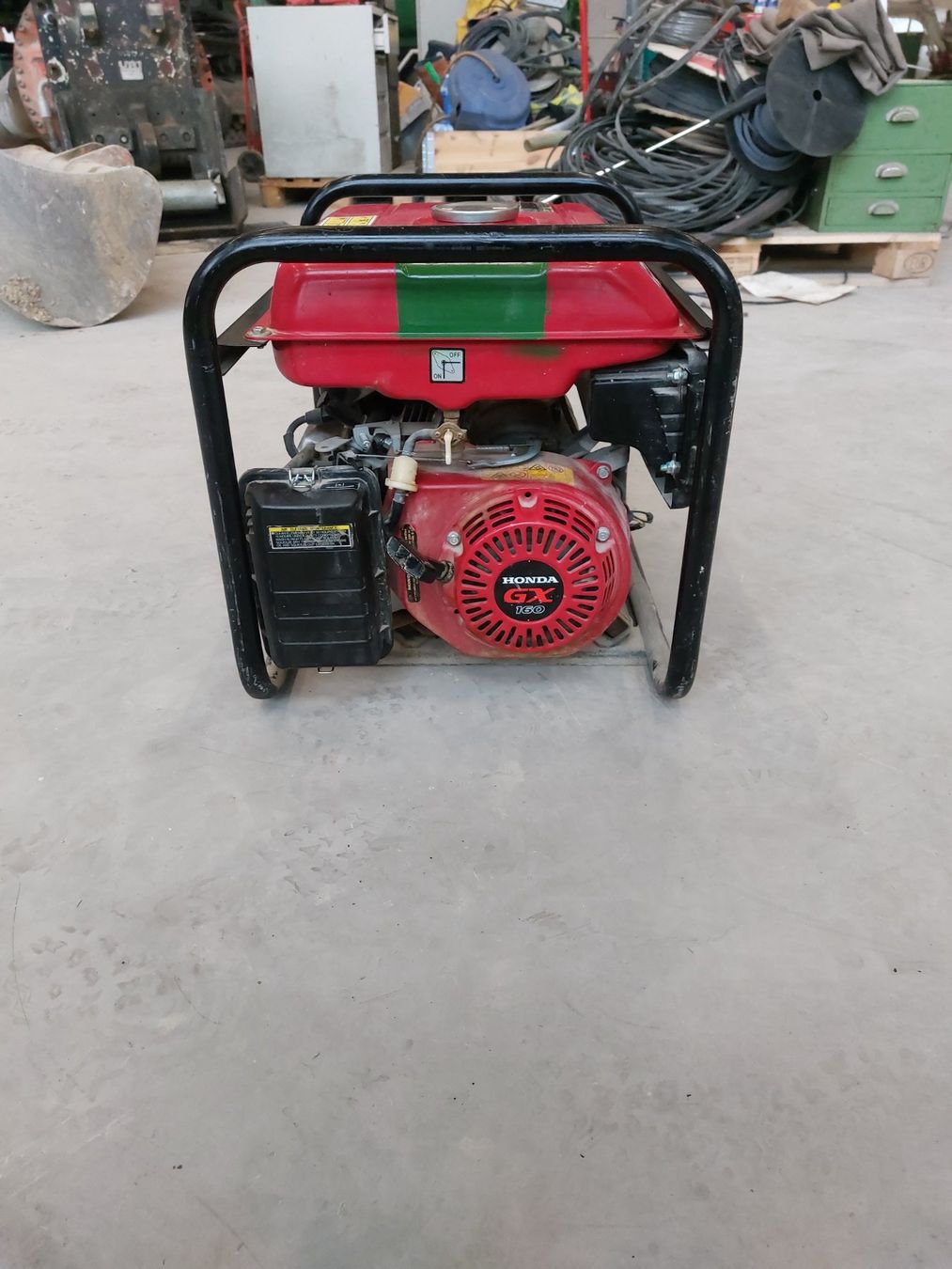 Honda Stromgeneratoren: Notstromagregat Honda EM2300 – Defekt aus Bubikon von  3