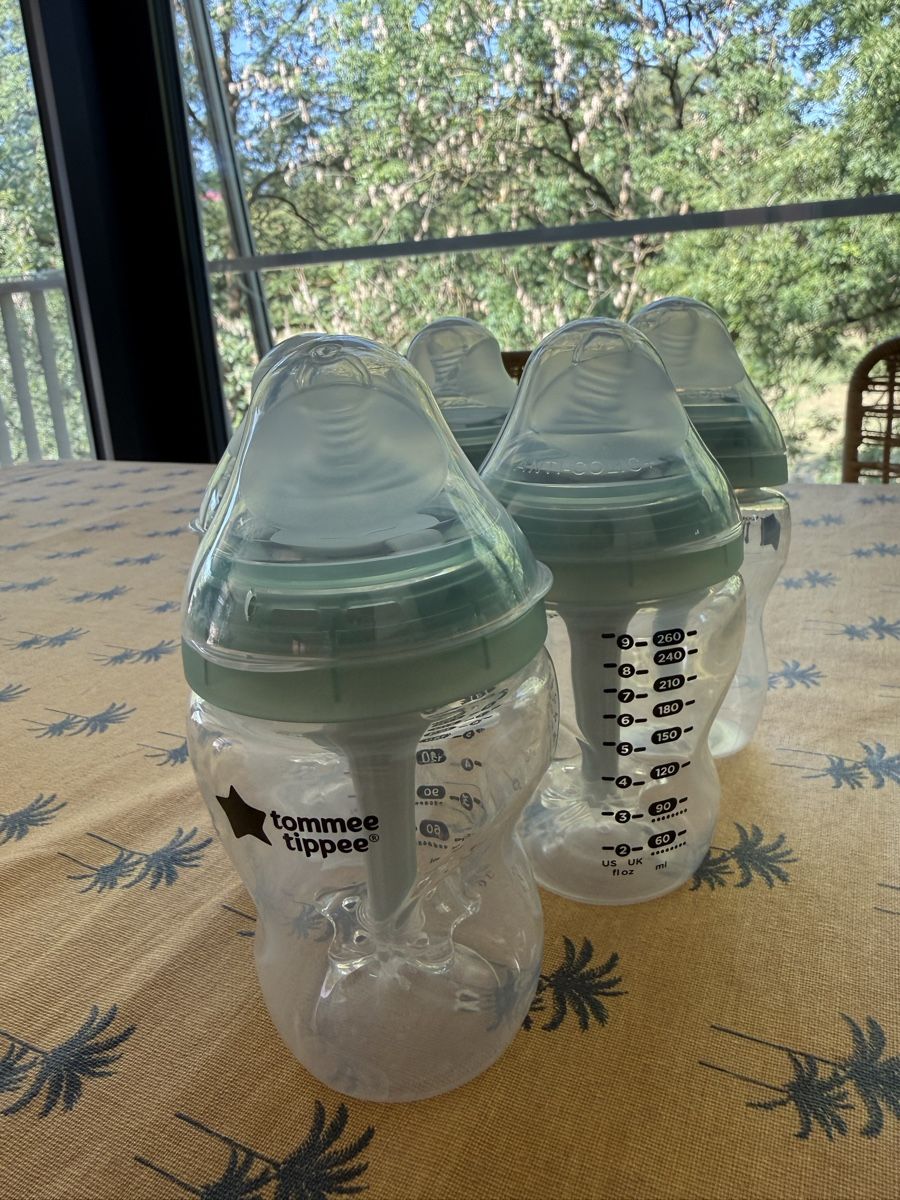 Tommee Tippee Repas pour bébés: Baby bottle – Neuf (Voir description) à Zürich par aro_9rjw 2