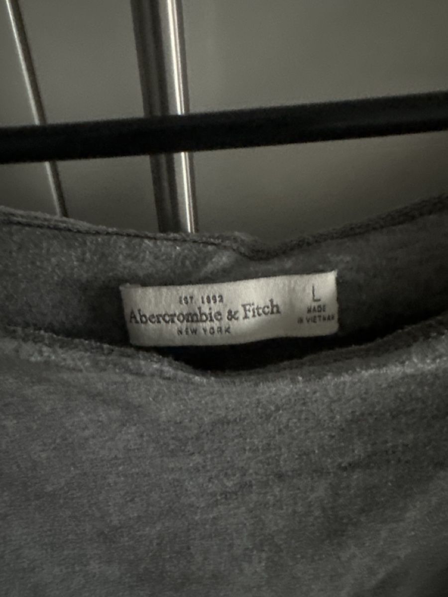 Tops: Langarmshirt – D'occasion à Zürich par sommer121 1