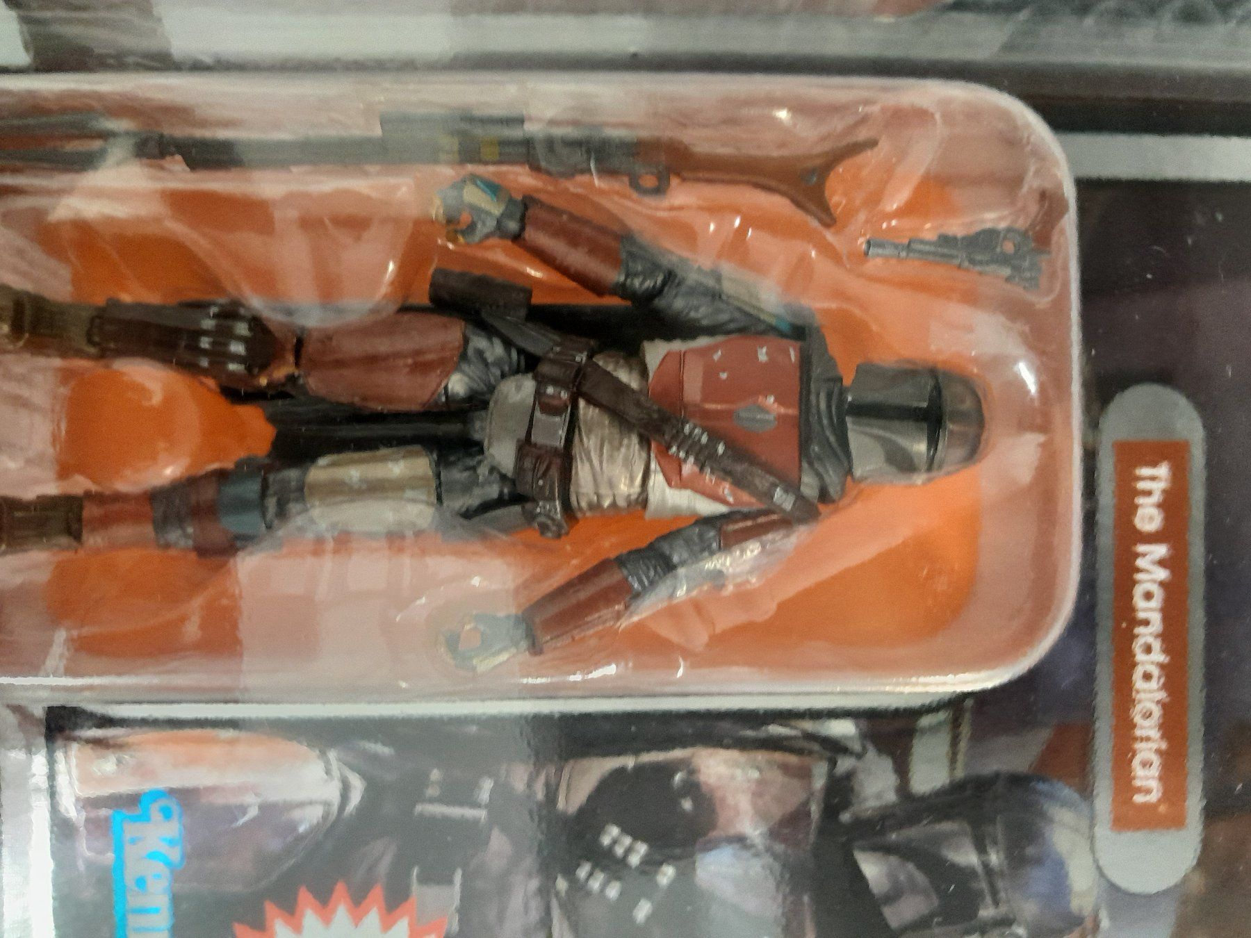 Star Wars Statuette: Star Wars The Mandalorian mit Plastikcase – Nuovo (secondo la descrizione) da Rüti ZH venduto da Alemanni 9