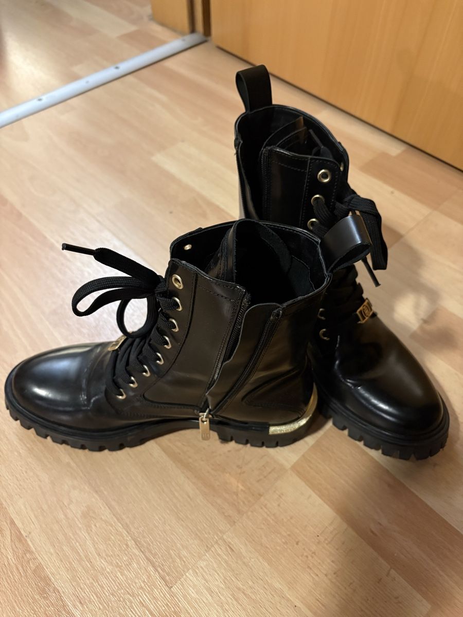 Scarpe da donna: Schnürschuhe Tommy Hilfiger – Usato da Winterthur venduto da ang_xfz2 1