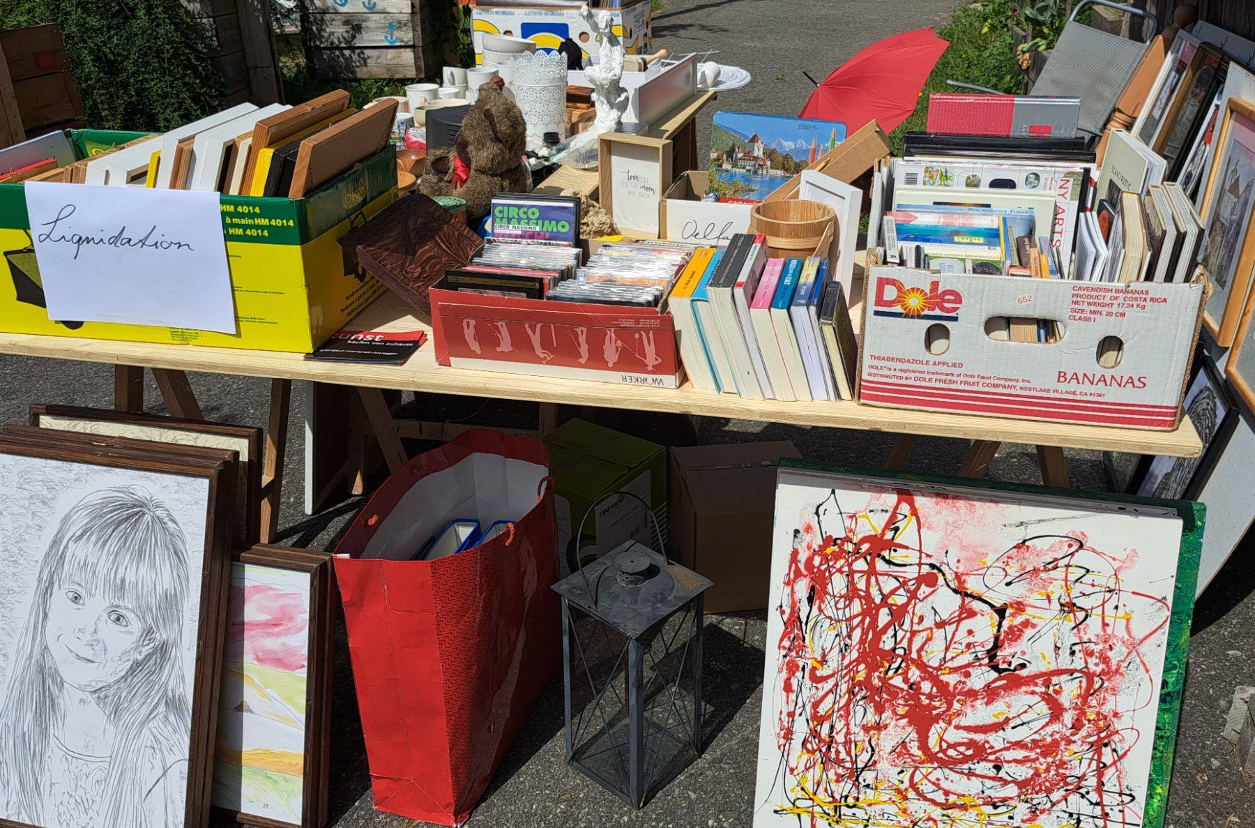 Tutte le decorazioni: Viele Flohmarkt Artikel – Usato da Fribourg venduto da erw_68dx 3