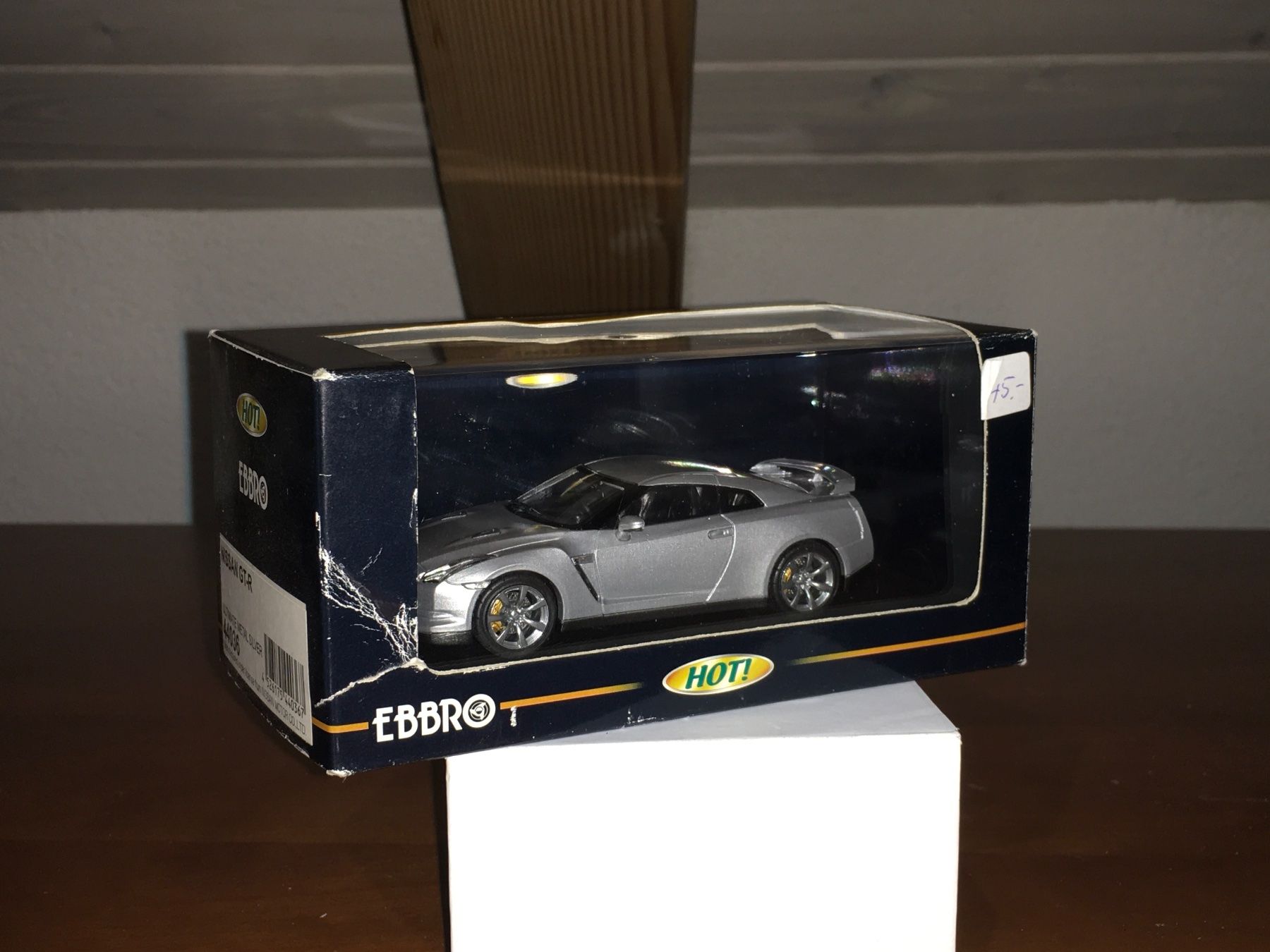Nissan Modellini d'auto: Nissan GT-R 2007 - 1/43 EBBRO – Nuovo (secondo la descrizione) da Wohlen AG venduto da PrivatSammlung 2