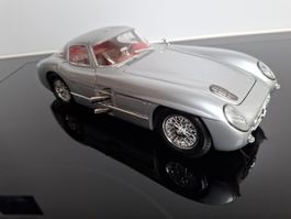 1:18 Mercedes SLR