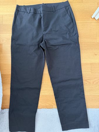 Uniqlo Business 7/8 Hose, Schwarz, Gr. S/M