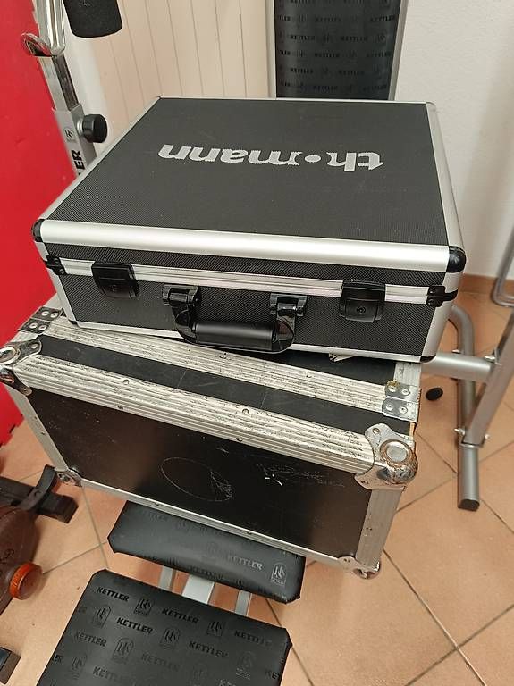 Platines de mixage: Vendo unità rack e mixer 14 canali – D'occasion à Pregassona par Fabri70 1
