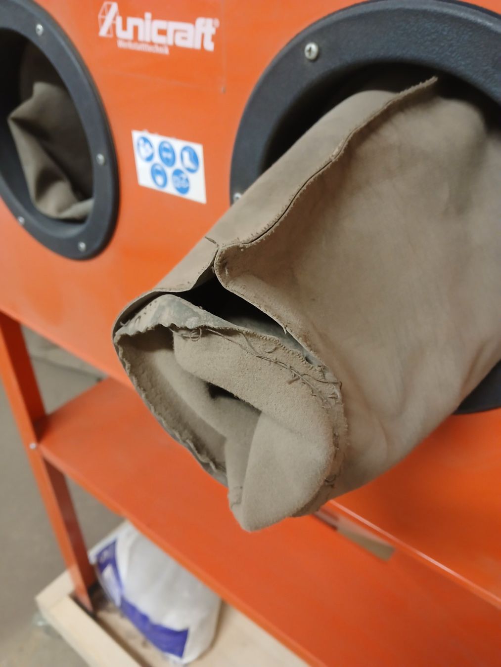 Tutte le macchine: Sandstrahlkabine – Usato da Altishofen venduto da Rossi464 4