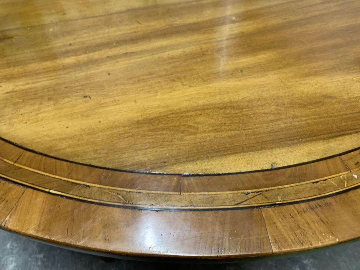 Tavoli: Table à 1 rallonge hyper stable solide/lourde – Usato da Lausanne venduto da Famary 1