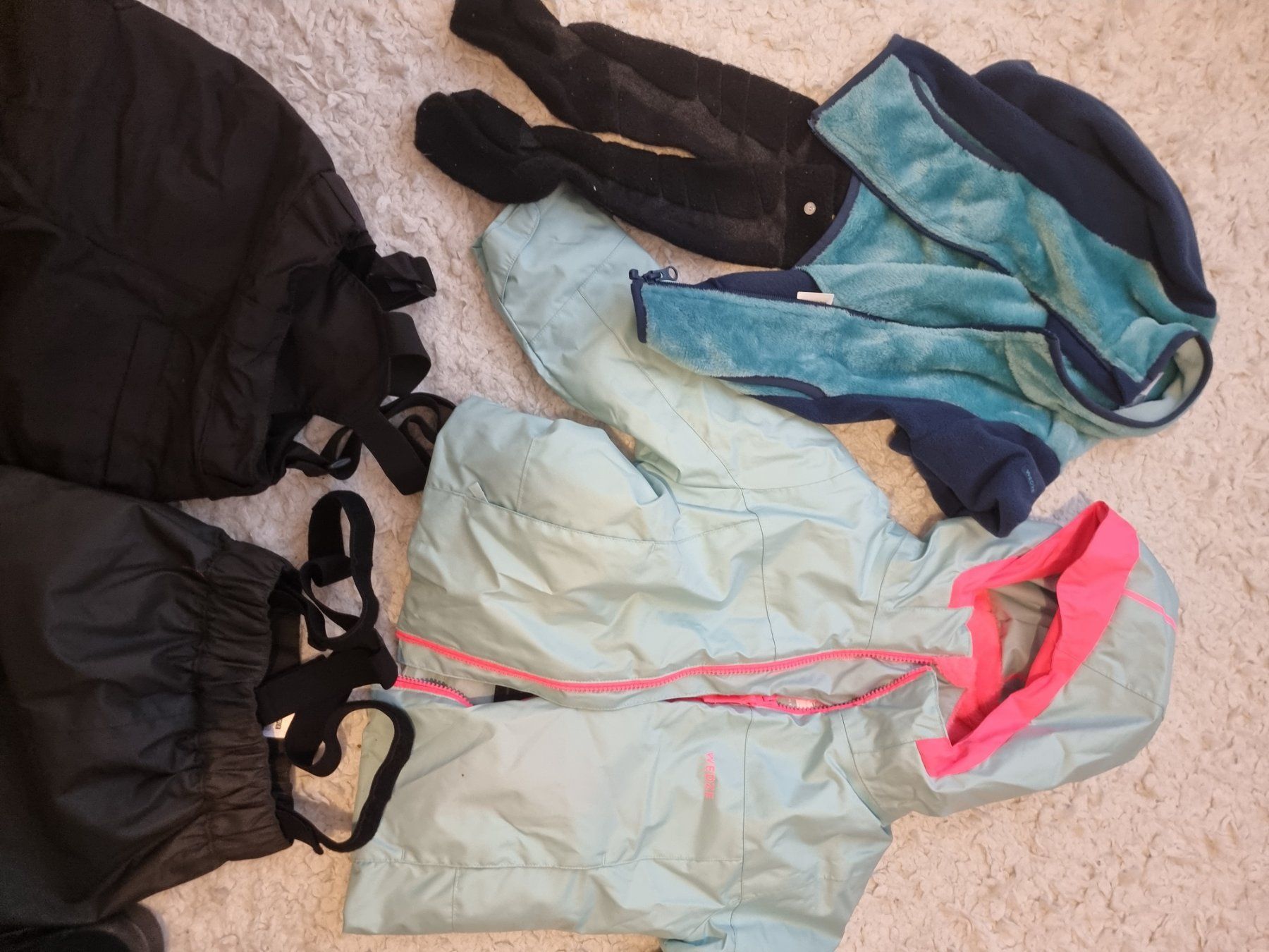 Decathlon Kleiderpakete & -sets: Ensemble de ski pour enfants de 4 ans – Gebraucht aus Genève von selmouta 3