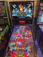 Seltener limitierter Stern Flipper AC/DC BIBLE einer von 300