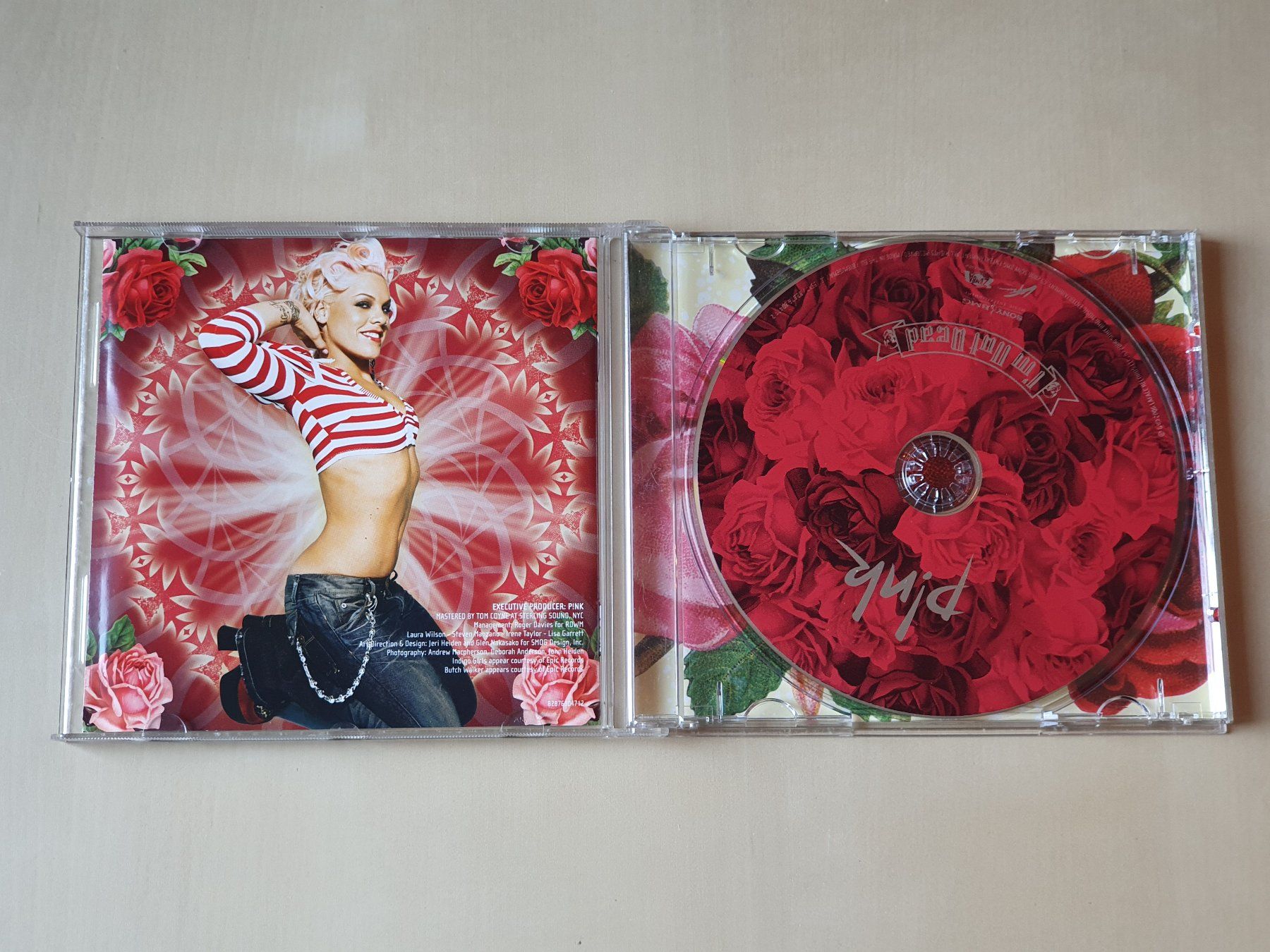 CDs: Pink I'm not dead – Gebraucht aus Stansstad von collectorsshop 2