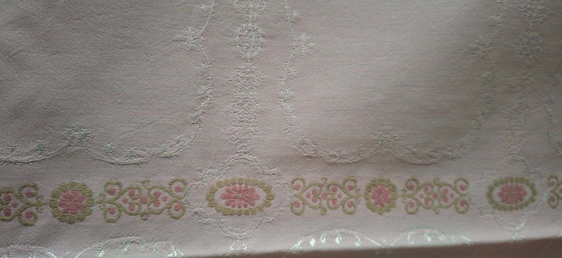 Altra biancheria da tavola: Grosses Tischtuch Rosa Leinen – Usato da Möhlin venduto da teddybaer8 4
