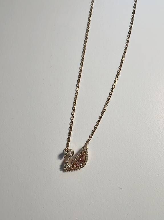 Swarovski Colliers: Svarovski Halskette Schwan, roségold – D'occasion à Kerns par Till
