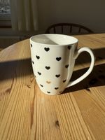 Tasse mit Herzen