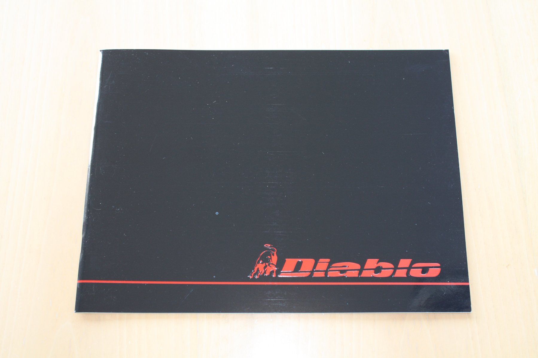 Lamborghini Documenti: Lamborghini Diablo Prestige Hochglanz Prospekt 1990 – Usato da Wikon venduto da erwin400