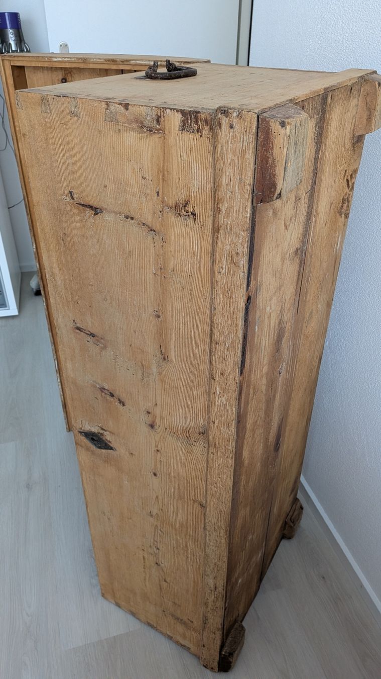 Coffres: antike Holztruhe stehend – D'occasion à Chur par galovac86 5