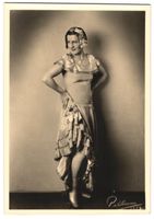 Fotografie Pillum, Breslau, junge Frau F