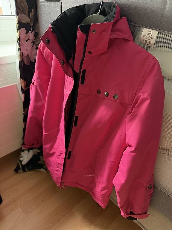 Giacche: Sky Jacke Damen wie NEU – Usato da Goldach venduto da tab_njk8