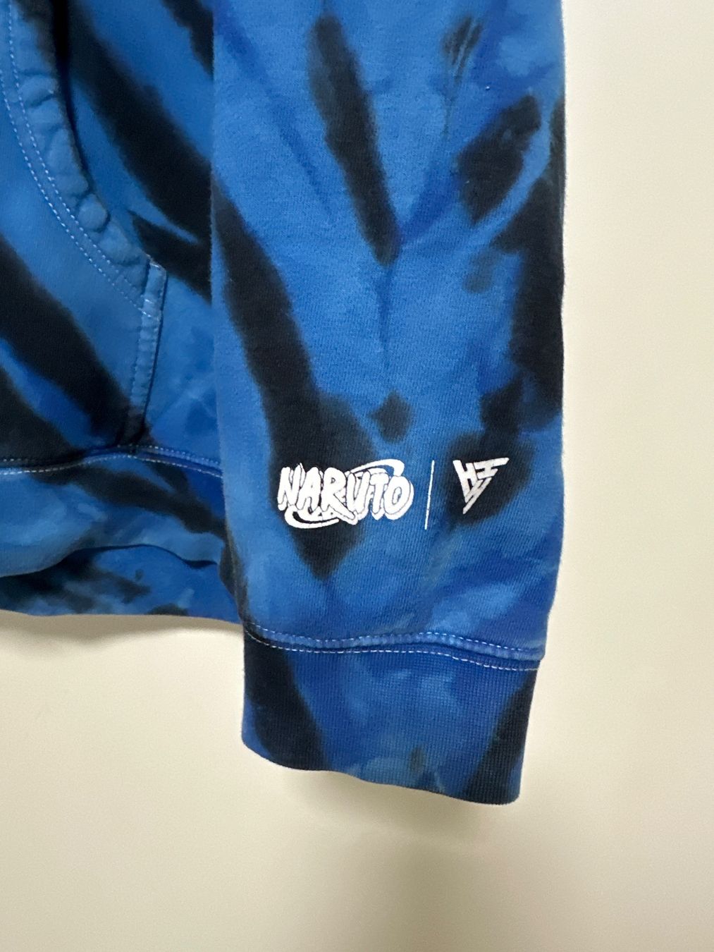 Maglioni & Felpe: Naruto Blaue Kaputzenpullover bei Hypland GrM – Usato da Basel venduto da iulia_haul 4
