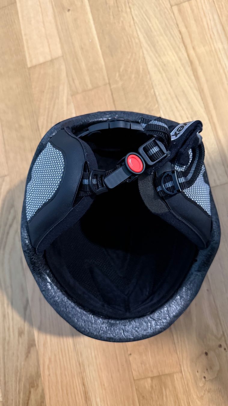 Uvex Caschi: Uvex Ski Helm – Usato da Biel/Bienne venduto da mil_28g8 2