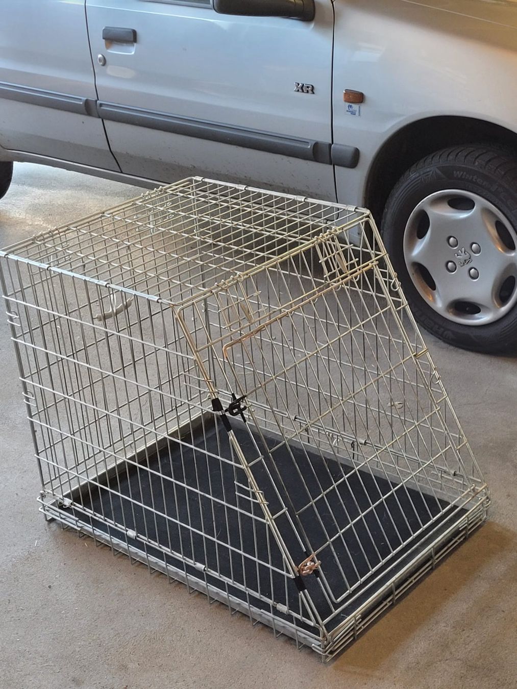 Gabbie, trasporto & Sicurezza: Hundebox – Usato da Wäldi venduto da ouranopolis 2