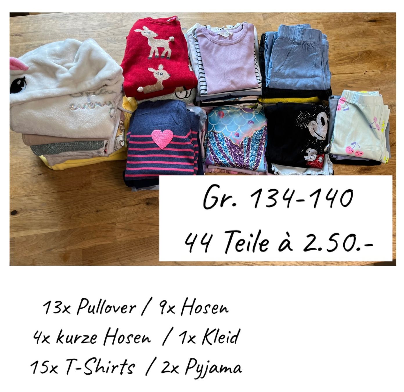 Lotti & Set di vestiti: Kleiderpaket Mädchen Gr.134-140 – Usato da Steckborn venduto da C.Alexandropoulos