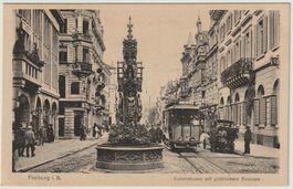Freiburg i.B., Deutschland, Tram in der Kaiserstrasse