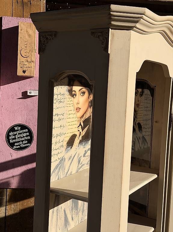 Vetrine: Vitrine Spezial  – Usato da Opfertshofen SH venduto da pat_zk67 4