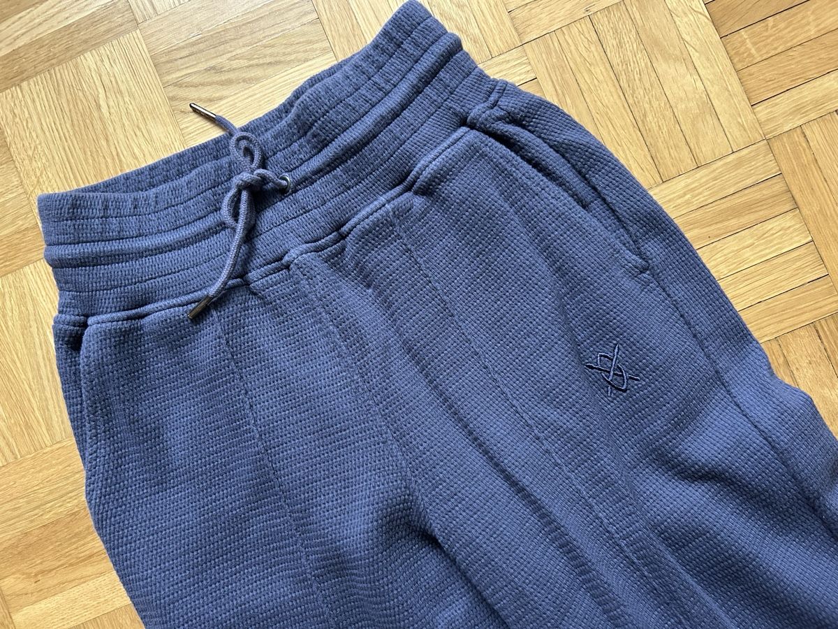 Pantalons: Daily Paper Trainerhose – D'occasion à Zürich par ori_9dcy