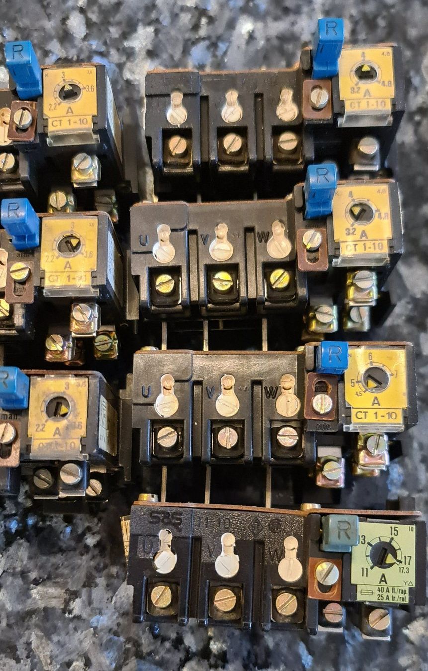 Spine: Diverse Elektromaterial – Usato da Uerkheim venduto da Justi.y 4