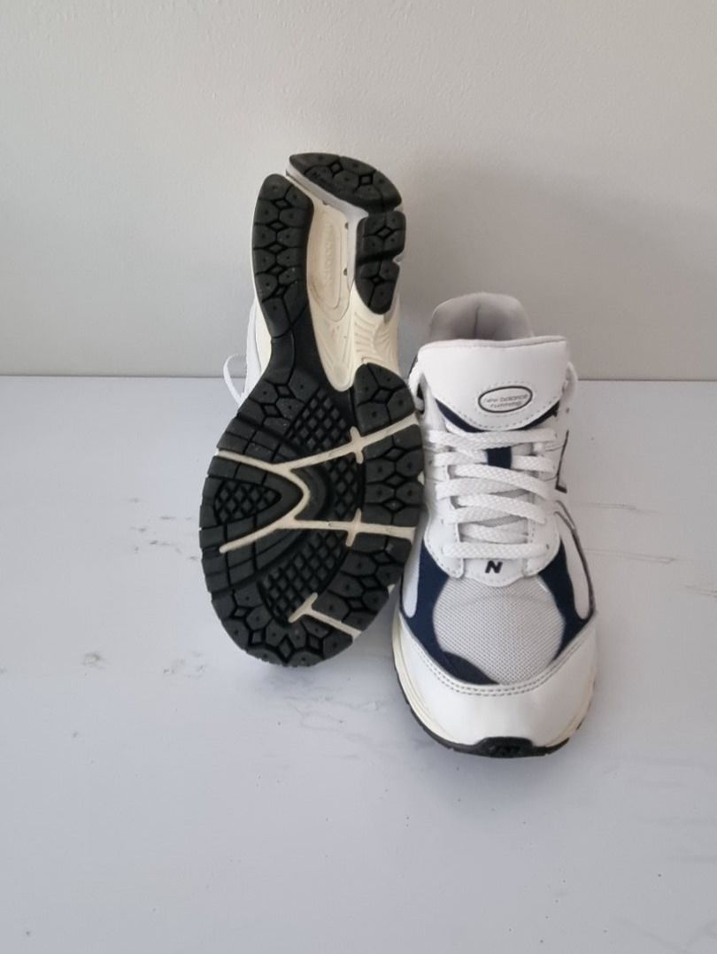 New Balance Scarpe da uomo: New Balance 2002R – Usato da Mendrisio venduto da ann_d9pf 3