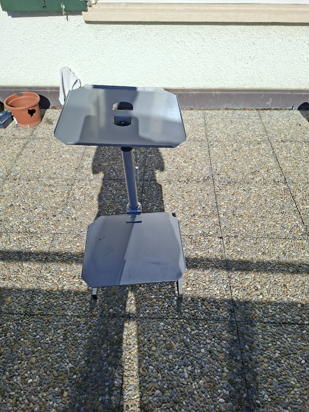 Tavoli: Beamer-Tisch – Usato da Winkel venduto da Ichmario 1