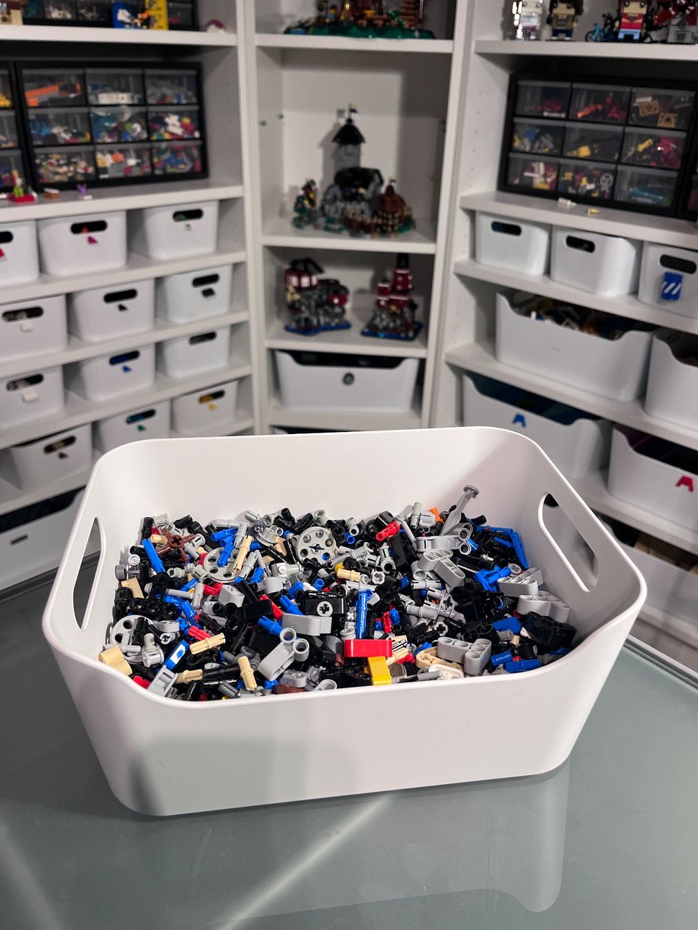 Lego Kit di costruzioni: Tausende kleine Lego Technic Teile gemischt – Usato da Lüsslingen venduto da Turbotoby