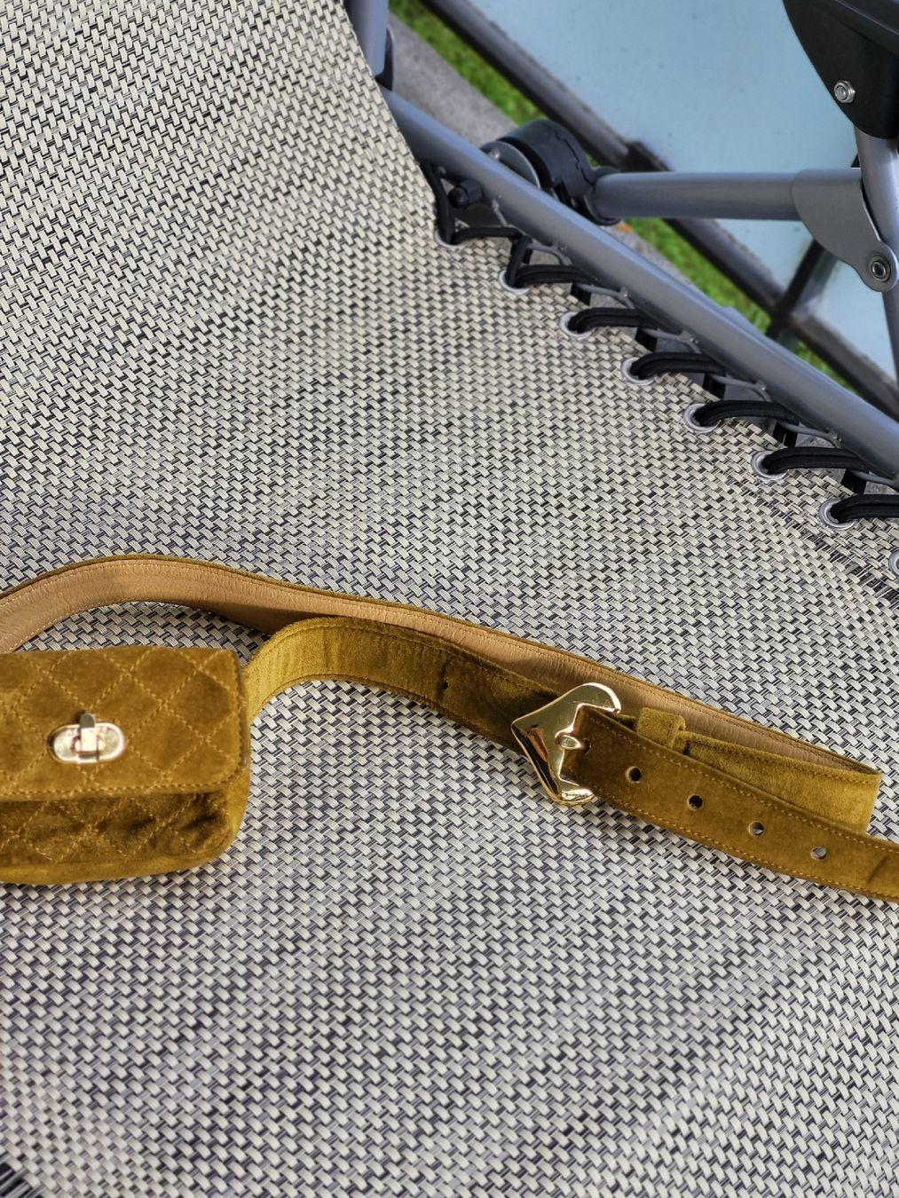 Borse da donna: Wildleder Gürteltasche, Senfgelb, Vintage – Usato da Zürich venduto da Lizi7 2
