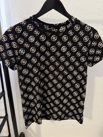 Guess T-Shirt schwarz mit Logomuster Grösse xS
