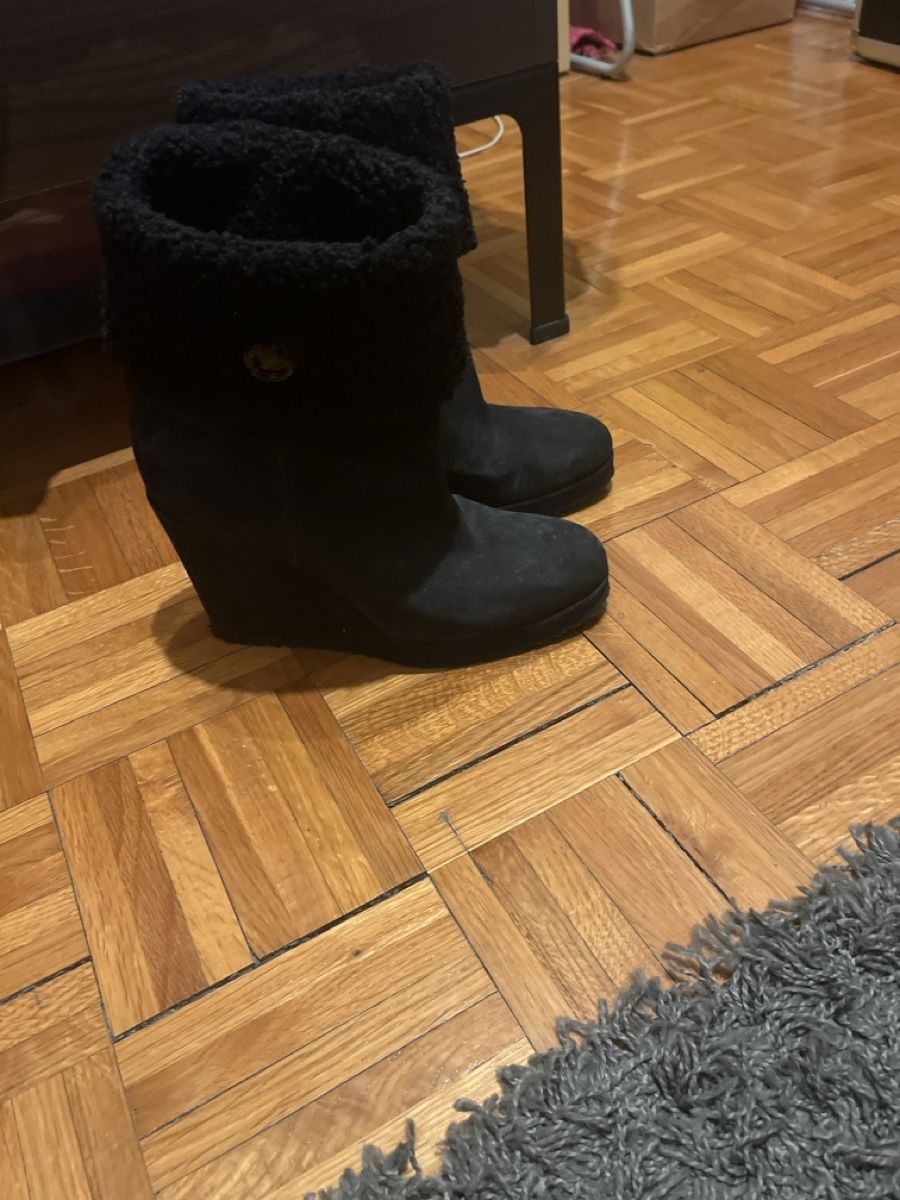 Moncler Damenschuhe: Schwarze Winter Schuhe MONCLER – Gebraucht aus Hombrechtikon von pat_wr7s 2