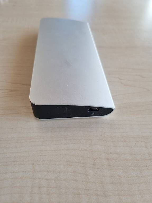 Dockingstation: Docking Station + USB Hub – Gebraucht aus Zürich von fae_5dp8 2