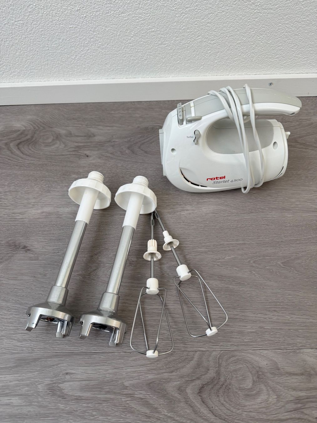 Rotel Elettrodomestici da cucina: Handmixer rotel inkl. Zubehör – Usato da Liestal venduto da Sun777