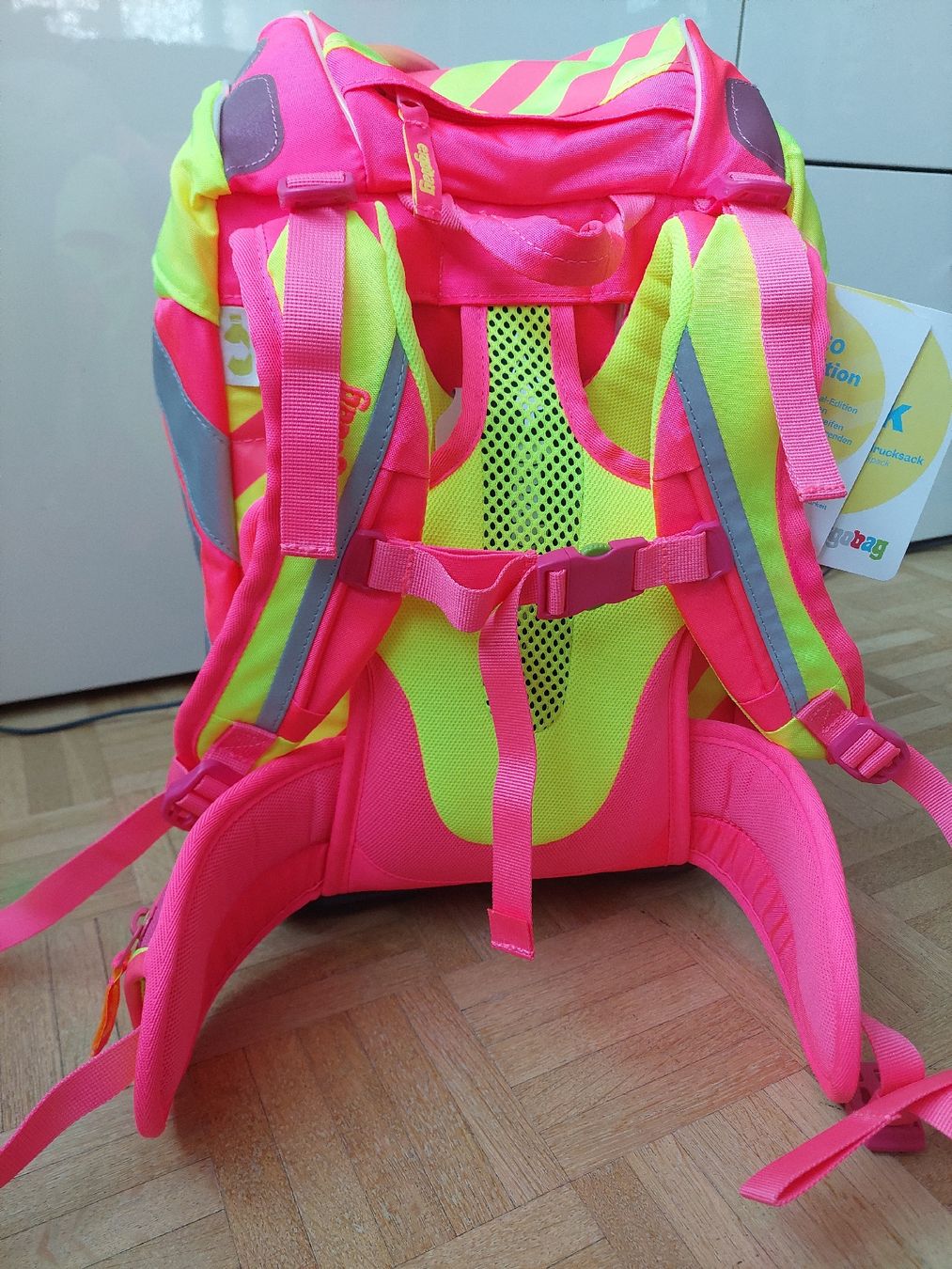 Ergobag Borse & Zaini: NEU! Ergobag "StrahleBär" Schulthek / Schulranzen 7-teilig – Nuovo e nell'imballaggio originale da Flims Dorf venduto da Truemorish 1