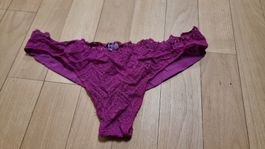 Getragene Lila Spitzen-String , Gr. M , sexy Fetisch