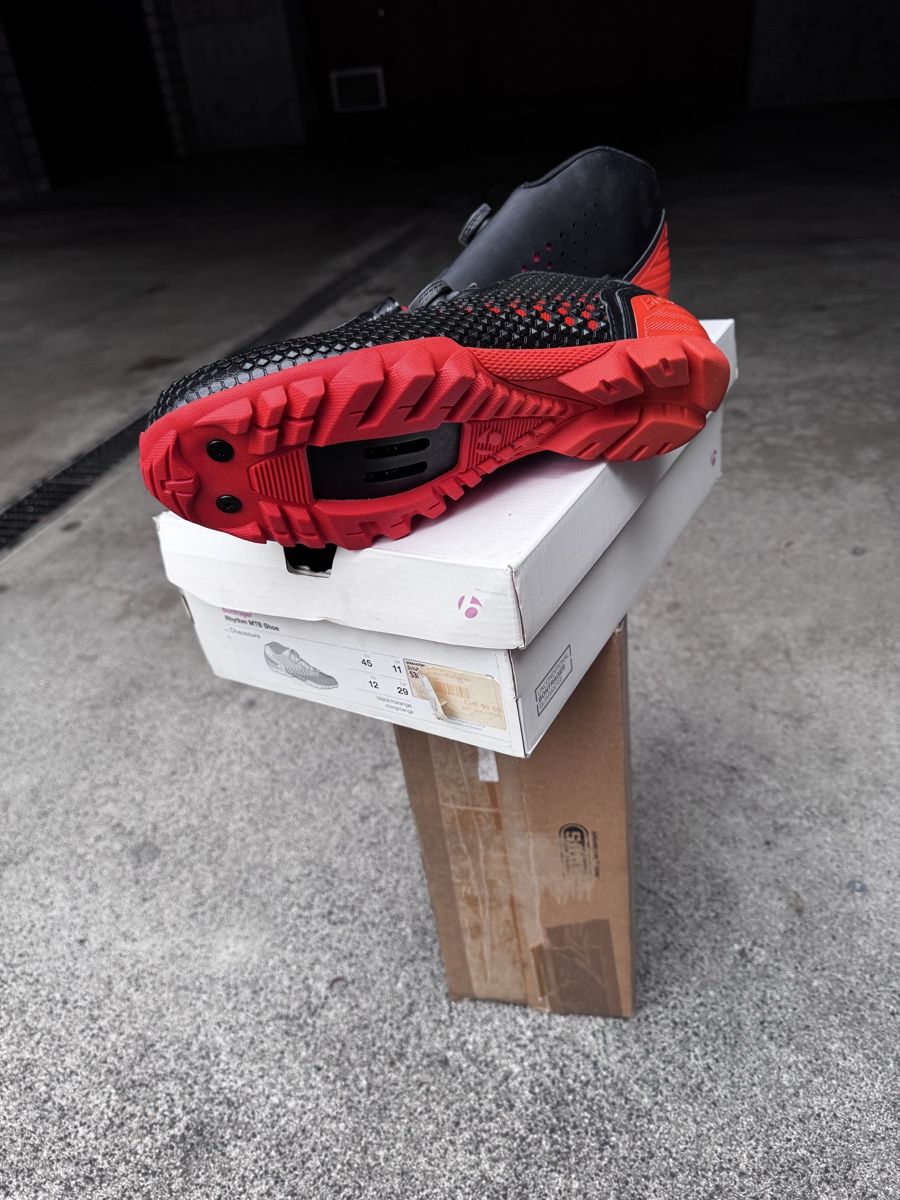 Scarpe da uomo: Velo Schuhe Neue  – Usato da Steffisburg venduto da mer_jv9f 1
