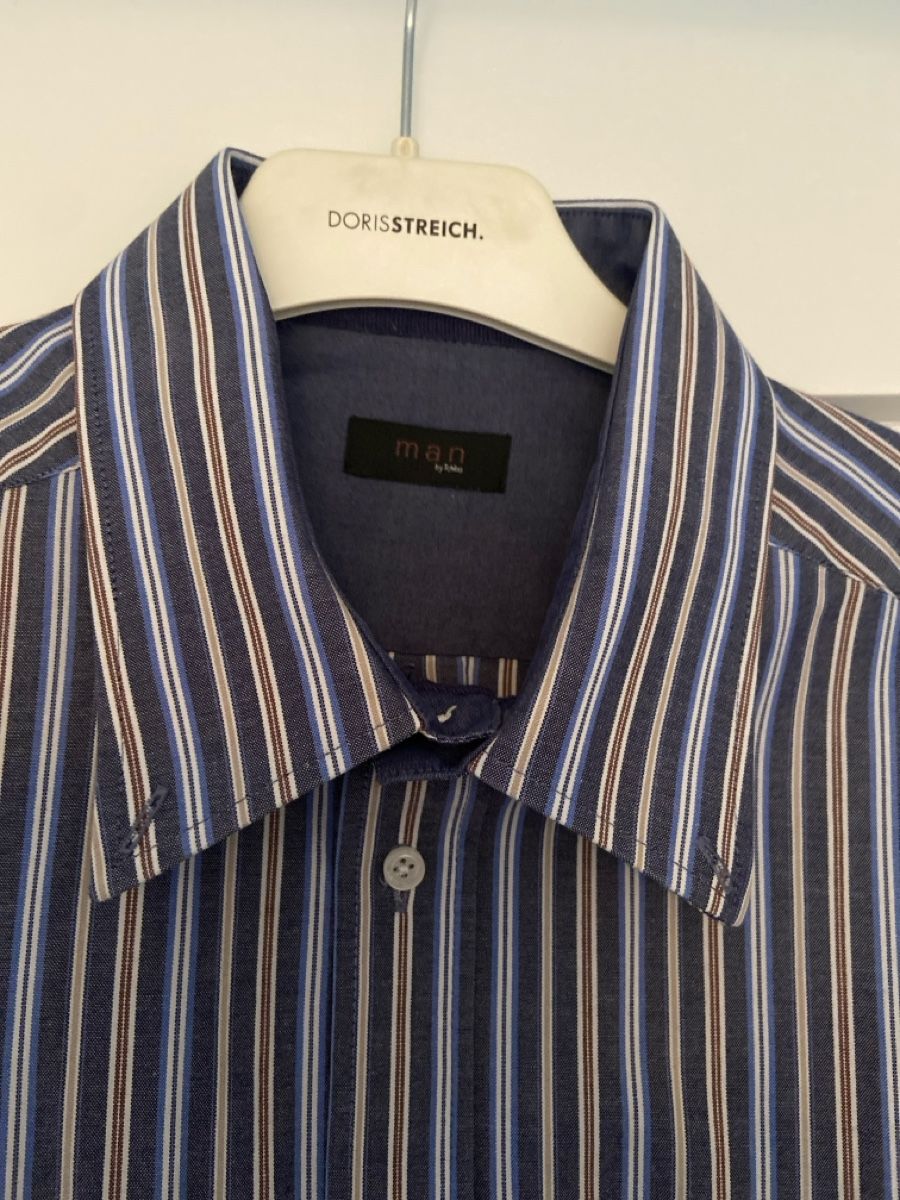 Camicie: Man's Hemd, Grösse 43/44, Gestreift – Nuovo (secondo la descrizione) da Villmergen venduto da Savogin 2