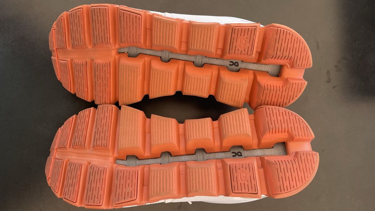 On Damenschuhe: Baskets On (Cloud) – Taille 42 – Gebraucht aus Vuarrens von Diabolomenthe 2