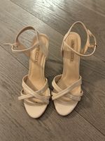 Buffalo Riemchen-Sandalen 39 – Nude Lackleder