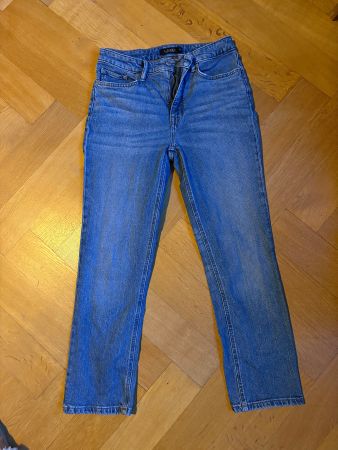 Jean Ralph Lauren taille 6US crop en parfait etat