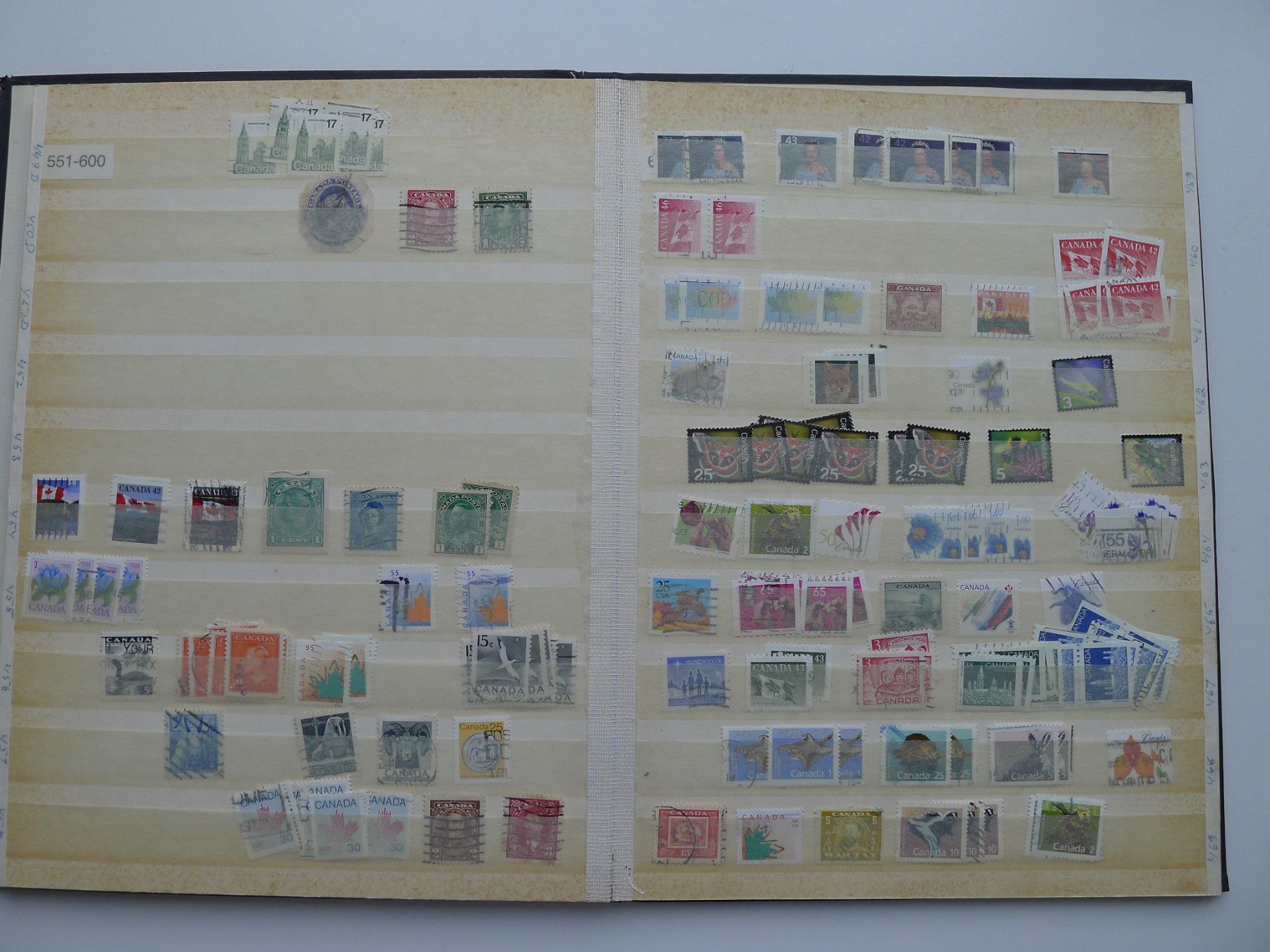 Tutti i francobolli: ein Album mit Kanada Briefmarken – Usato da Dagmersellen venduto da q1w2e3r4 6